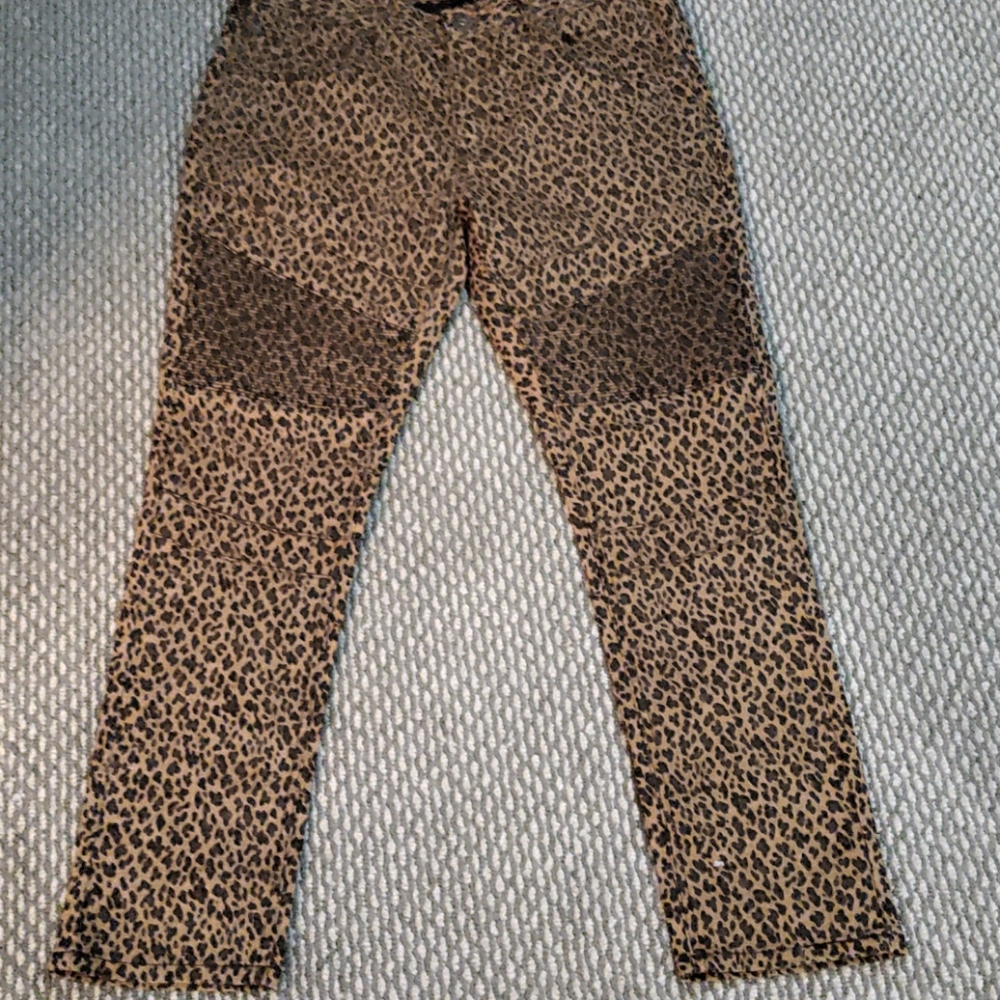 International Concepts brand skinny slim jeans 👖